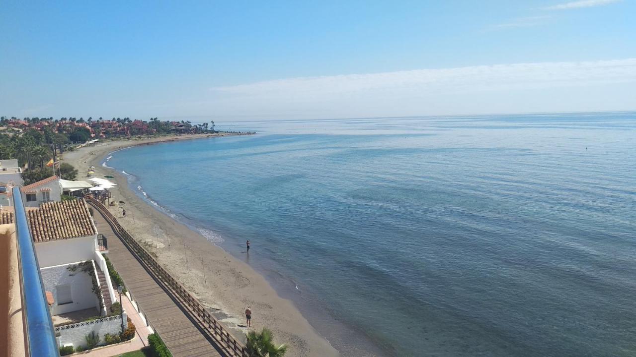Casa Cachita-En 1ª Linea De Playa Apartment เอสเตโปนา ภายนอก รูปภาพ