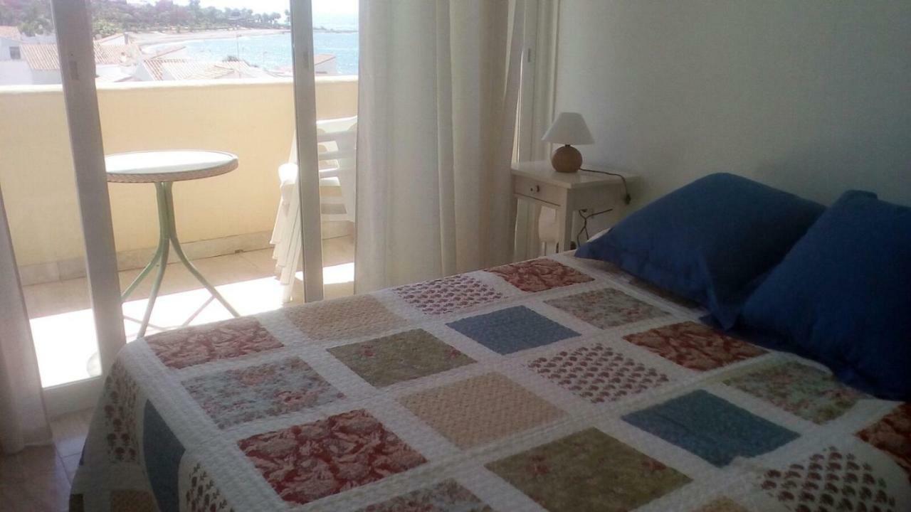 Casa Cachita-En 1ª Linea De Playa Apartment เอสเตโปนา ภายนอก รูปภาพ