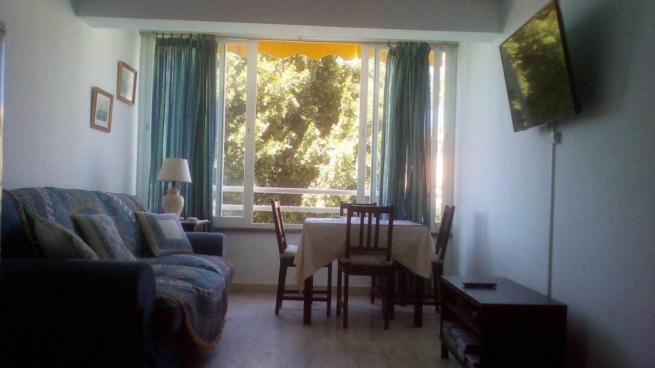 Casa Cachita-En 1ª Linea De Playa Apartment เอสเตโปนา ภายนอก รูปภาพ